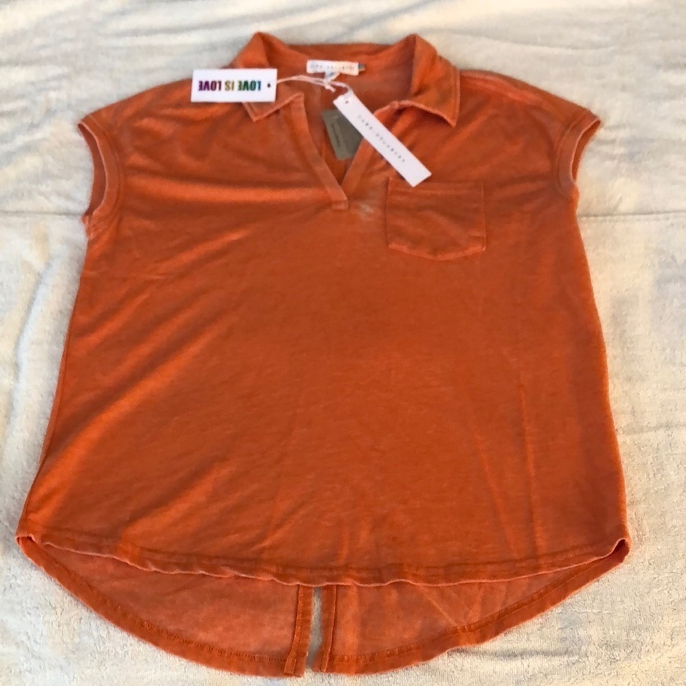 Womens shirt by Jane & Delancey